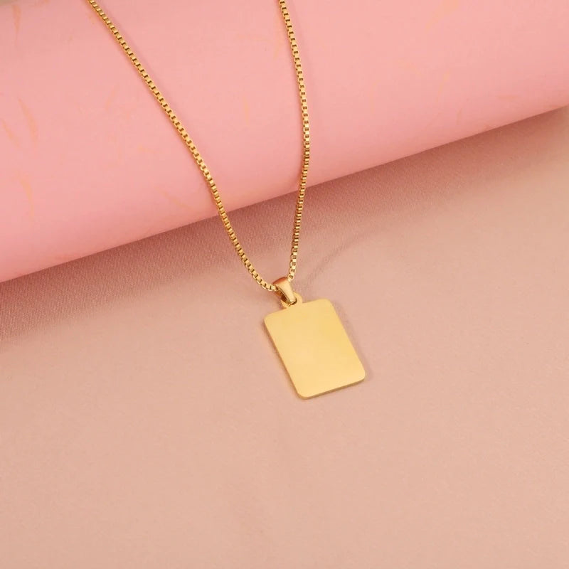 Necklace with flat rectangular pendant