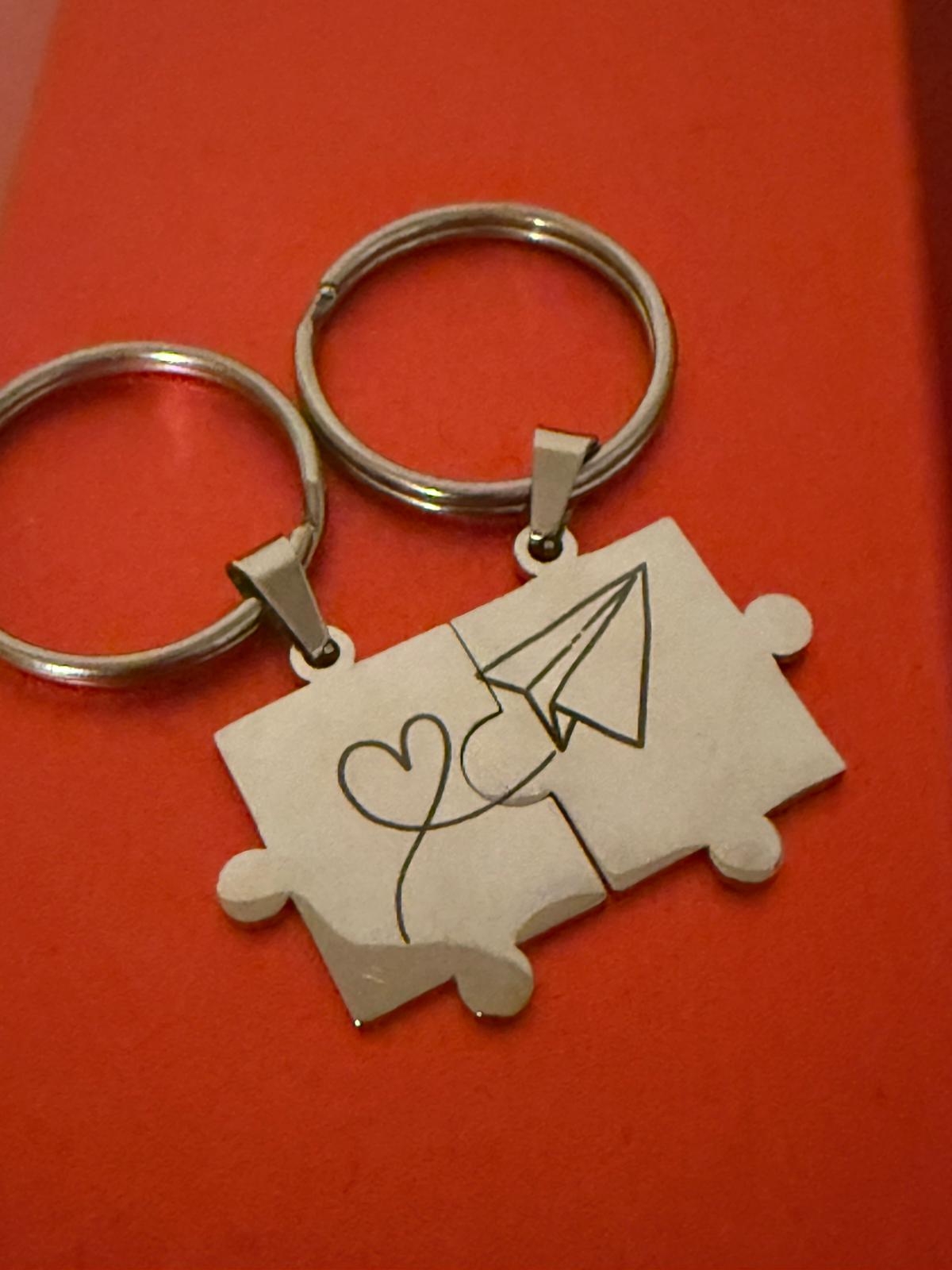Puzzle keychain x 2